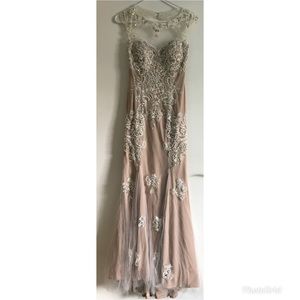 Prom/formal dress